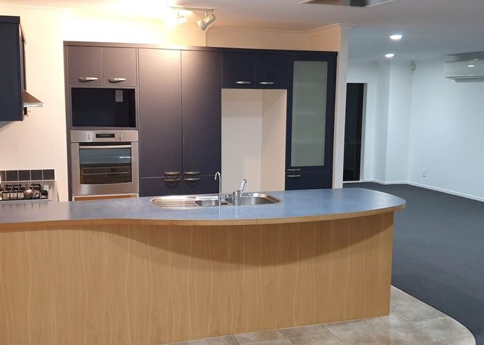  at 28 Blackwood Drive, Wattle Downs, Auckland