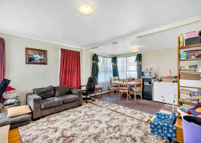  at 6 Emerson Road, Clover Park, Manukau City, Auckland