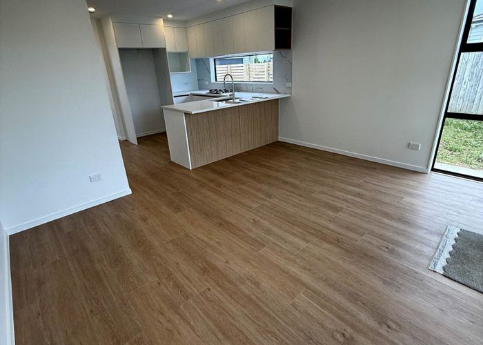  at 5 Pupahi Court, Takanini, Papakura, Auckland