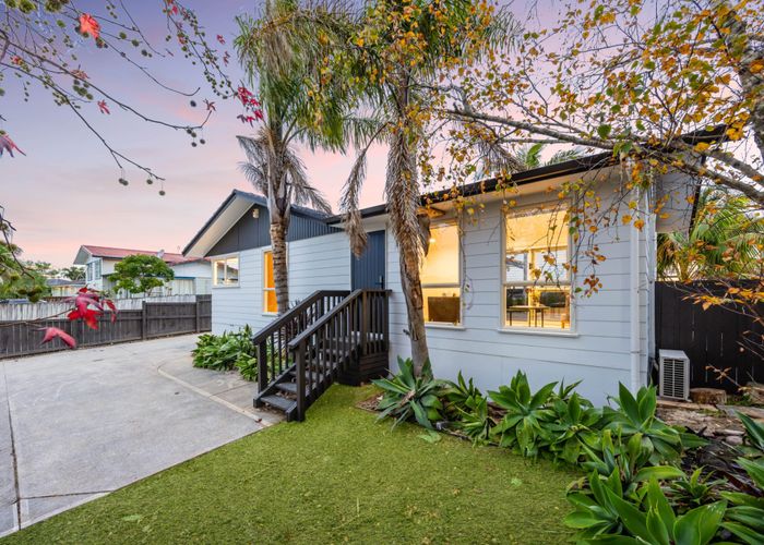  at 1/60 Reelick Ave, Pakuranga Heights, Manukau City, Auckland