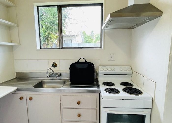  at 2/1 Marr Road, Manurewa, Manukau City, Auckland