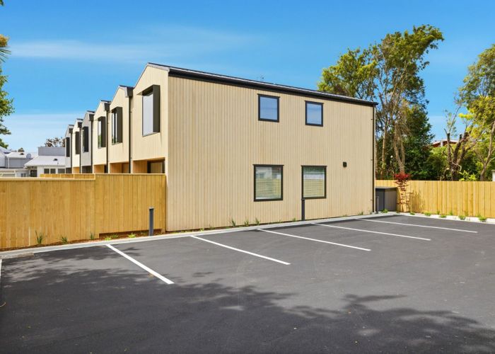  at 1/52 Peer Street, Upper Riccarton, Christchurch City, Canterbury