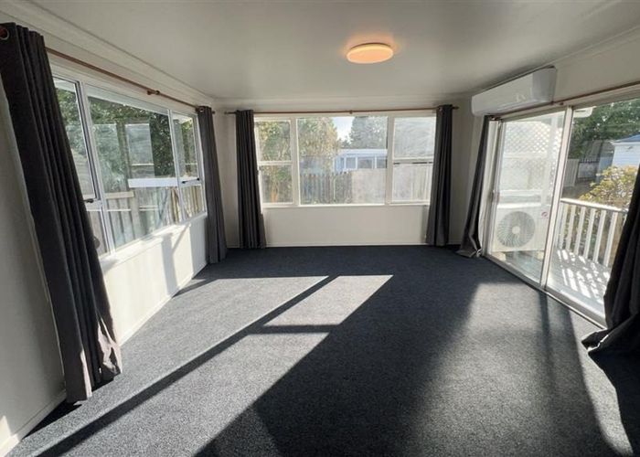  at 32 Aurea Avenue, Pakuranga, Manukau City, Auckland