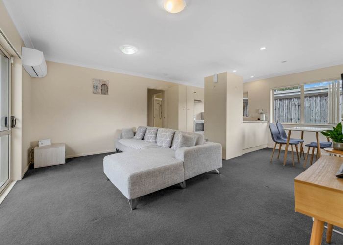  at 4/57 Tui Road, Papatoetoe, Manukau City, Auckland