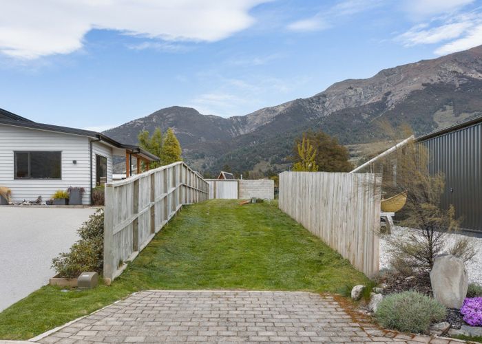  at 18 Pennycook Place, Lake Hawea, Wanaka, Otago