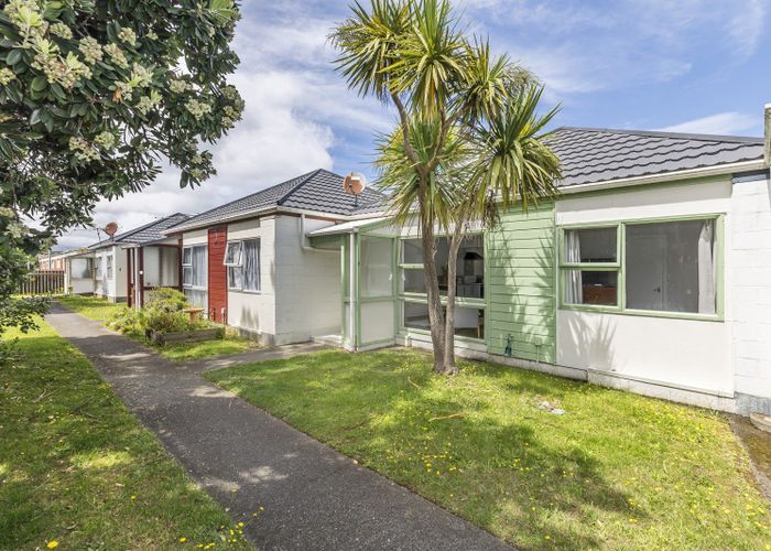  at 2/102 Endeavour Street, Lyall Bay, Wellington, Wellington