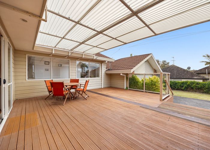  at 16 Harbour Lights Close, West Harbour, Waitakere City, Auckland