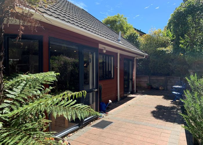  at 99 Woodman Drive, Tawa, Wellington