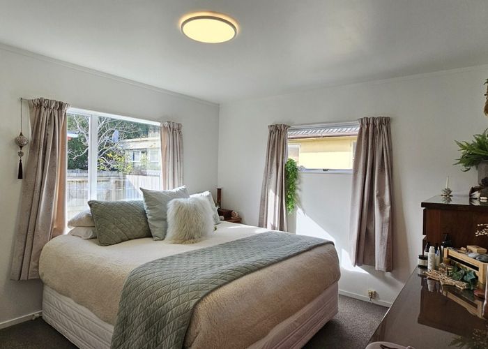  at 2/289 Naenae Road, Naenae, Lower Hutt