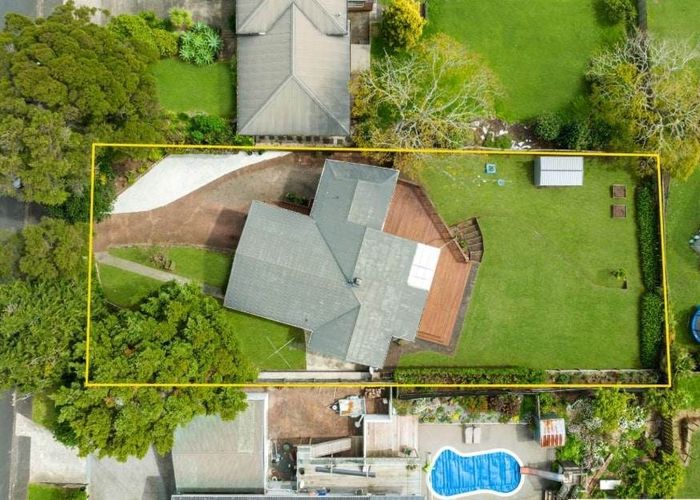  at 16 Red Hill Road, Red Hill, Papakura, Auckland