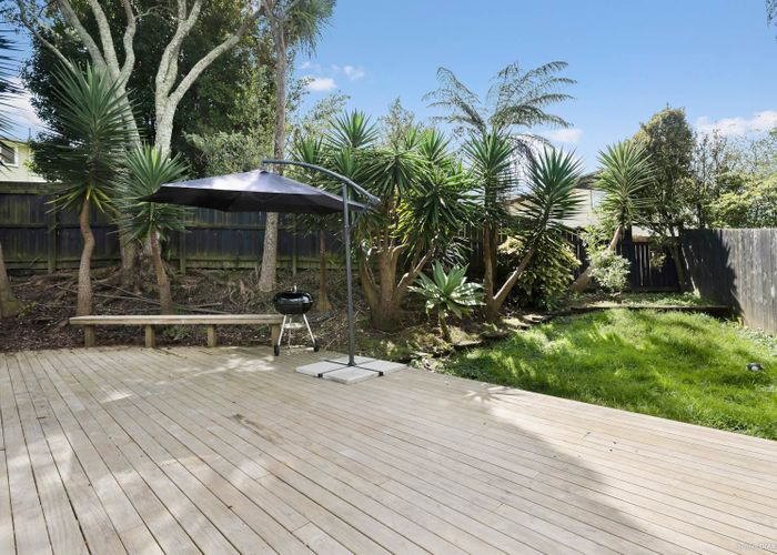  at 2/38 Fordham Street, Beach Haven, Auckland