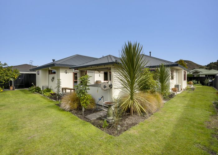  at 8 Gresham Place, Taradale, Napier, Hawke's Bay