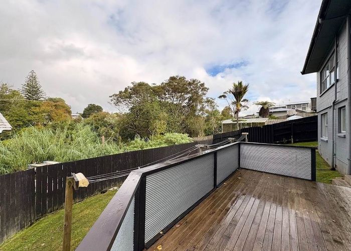  at 3/44 Chippendale Crescent, Birkdale, North Shore City, Auckland
