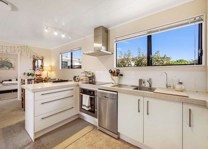  at 2/283 Westminster Avenue,, Tamatea, Napier, Hawke's Bay