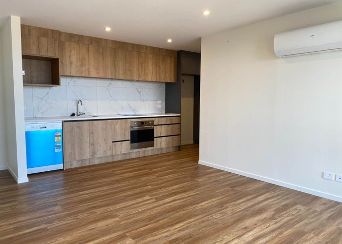  at 203/7 Newelm Lane, Flat Bush, Manukau City, Auckland