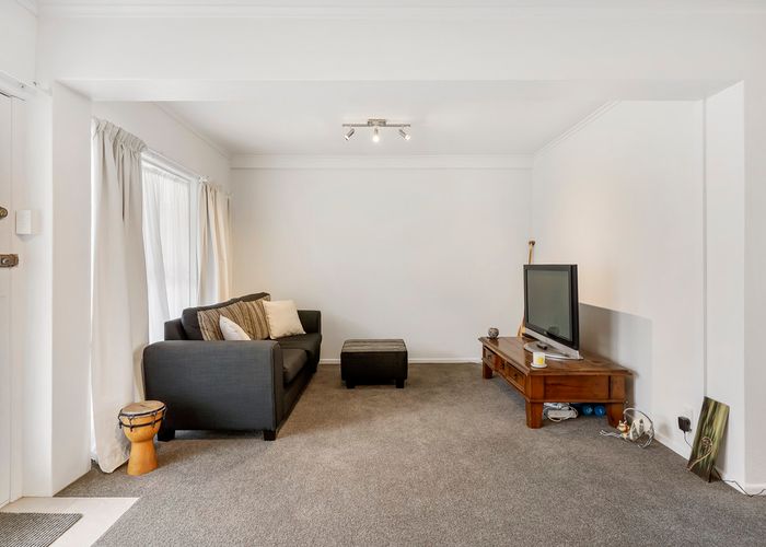  at 3/111 Patteson Avenue, Mission Bay, Auckland