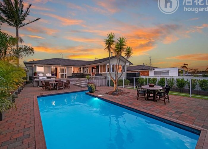  at 2/11 The Anchorage, Sunnyhills, Manukau City, Auckland