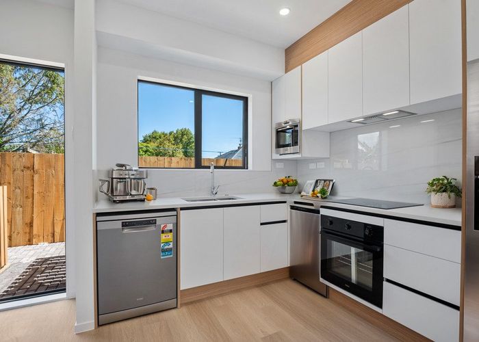  at Lot 4/140 Weymouth Road, Manurewa, Manukau City, Auckland