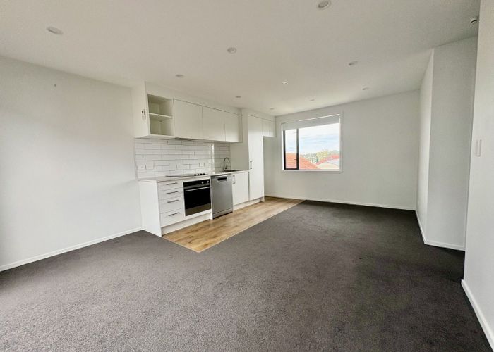  at 1 Fruitvale Road, New Lynn, Waitakere City, Auckland