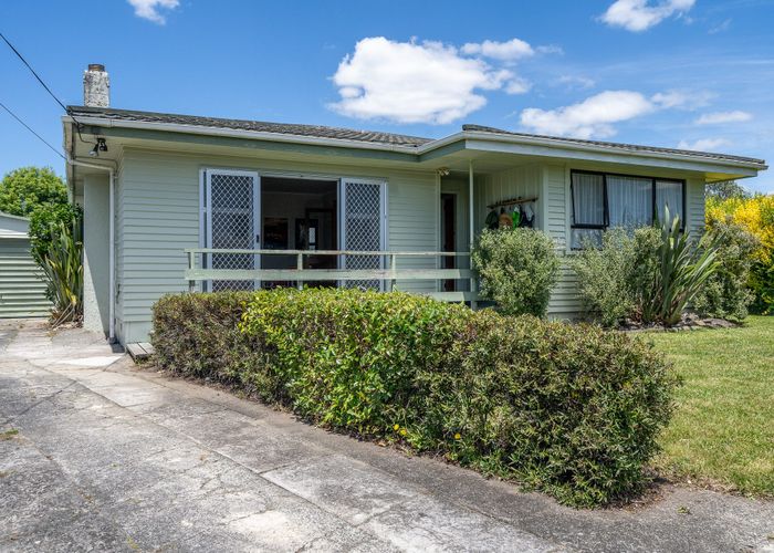  at 6 Gwendoline Place, Glenview, Hamilton