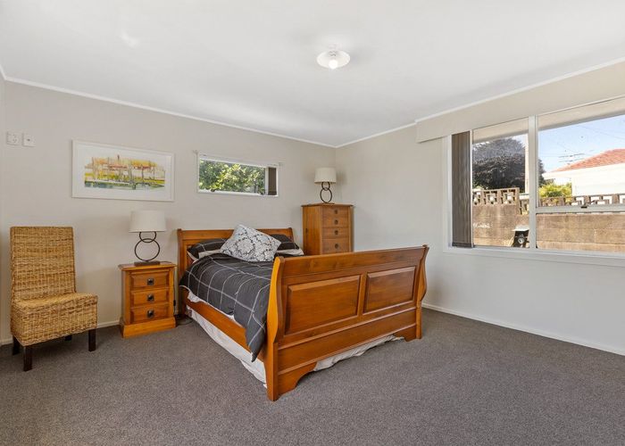  at 16 Annandale Street, Lynmouth, New Plymouth