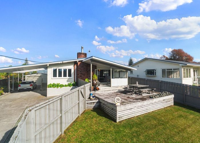  at 29 Lyndhurst Road, Te Atatu South, Auckland