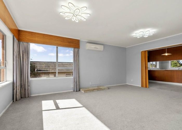  at 102 Sartors Ave, Browns Bay, North Shore City, Auckland
