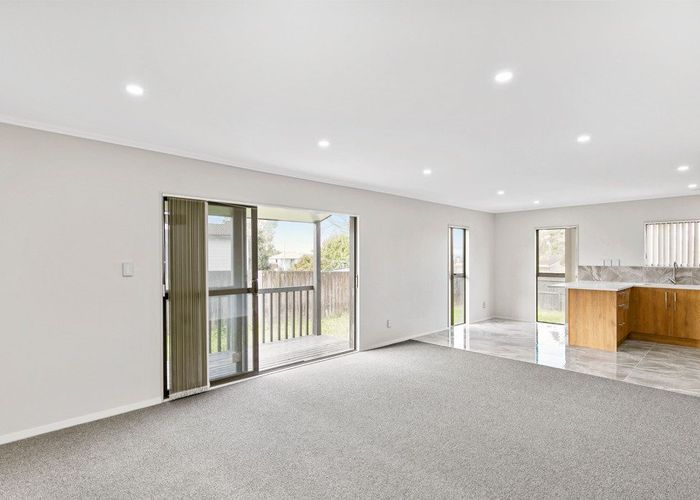  at 4 Secretariat Place, Randwick Park, Manukau City, Auckland