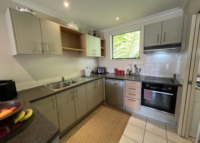  at 23/8 Monte Cassino Place, Birkenhead, North Shore City, Auckland