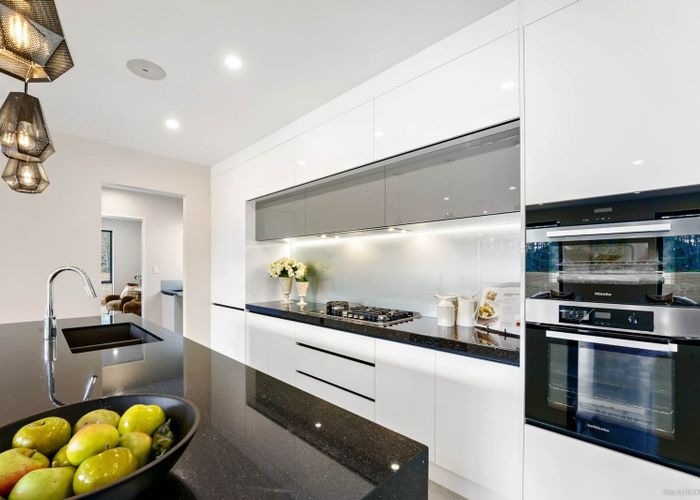  at 39 Koropa Road, Flat Bush, Auckland