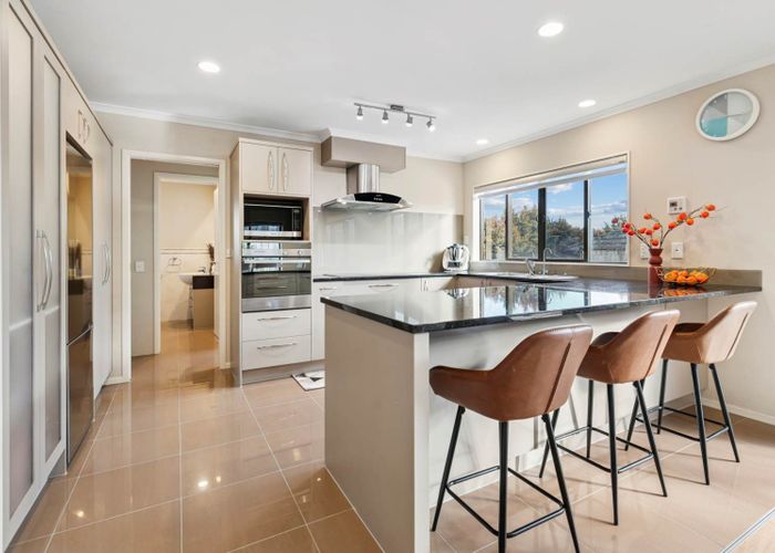  at 4 Melness Place, Mission Heights, Manukau City, Auckland