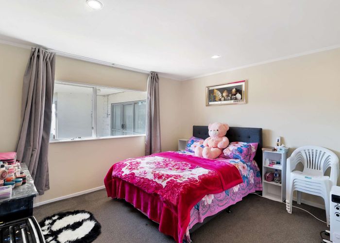  at 4/30 Park Ave, Papatoetoe, Manukau City, Auckland