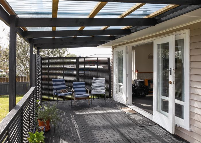  at 6 Bruce Avenue, Glenview, Hamilton
