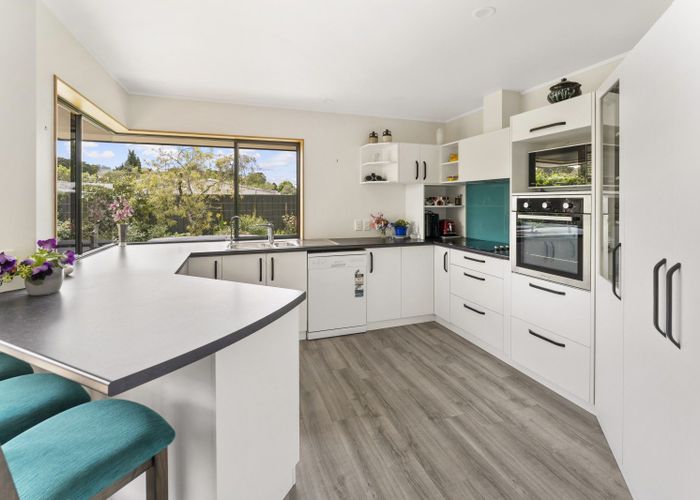  at 10 Stagg Place, Brightwater