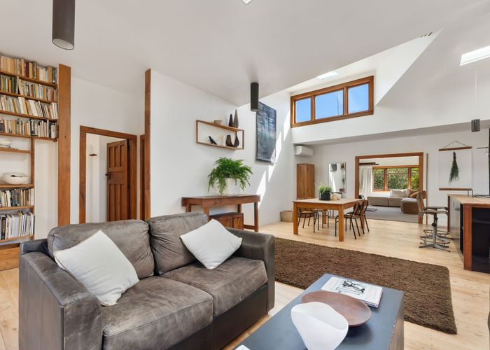  at 132 Barnett Avenue, Best Island, Richmond