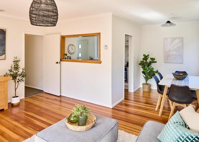  at 39 Pukatea Street, Eastbourne, Lower Hutt