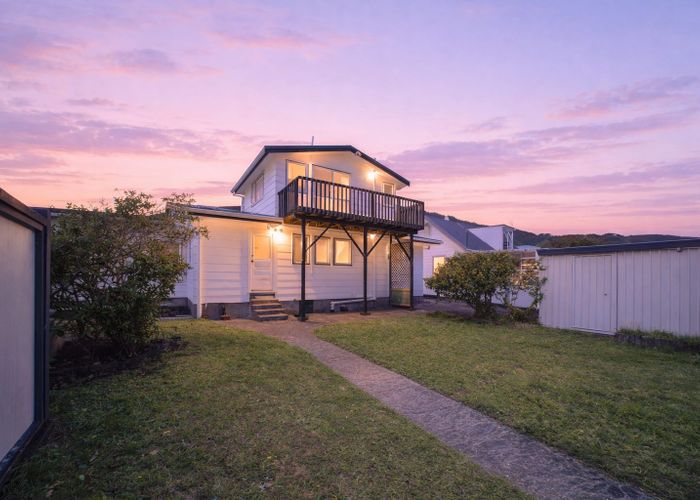  at 50 Hazlewood Avenue, Karori, Wellington, Wellington