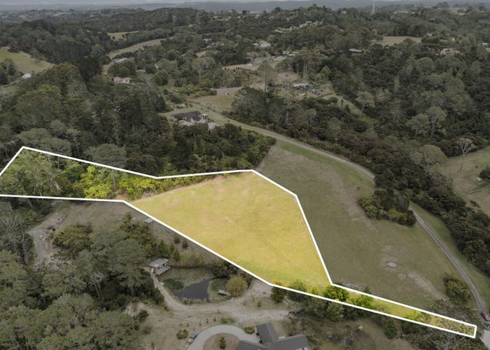  at 69 Collings Drive, Lucas Heights, North Shore City, Auckland