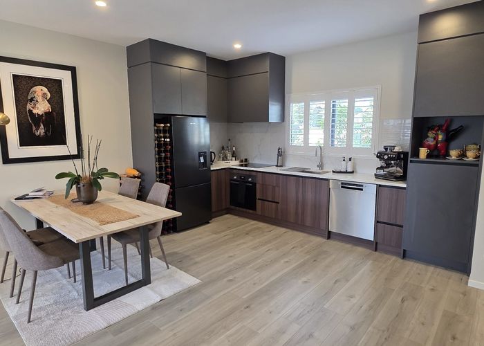  at 1/1 Holland Avenue, Point England, Auckland City, Auckland