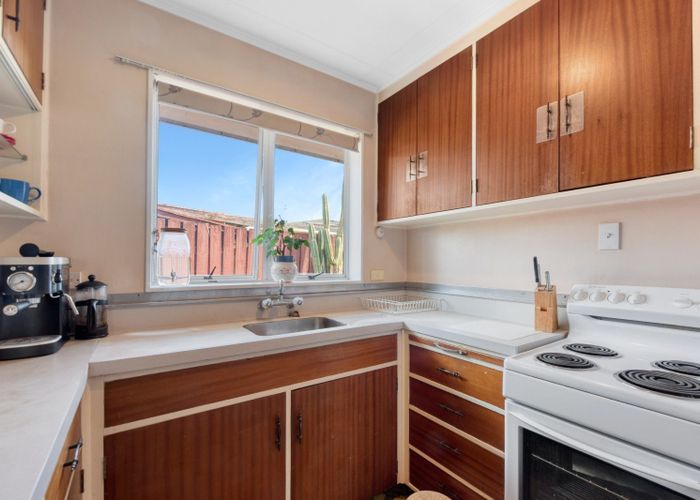  at 2/8 Exeter Street, Stoke, Nelson