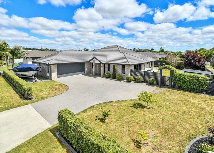  at 25 Searle Drive, Patumahoe