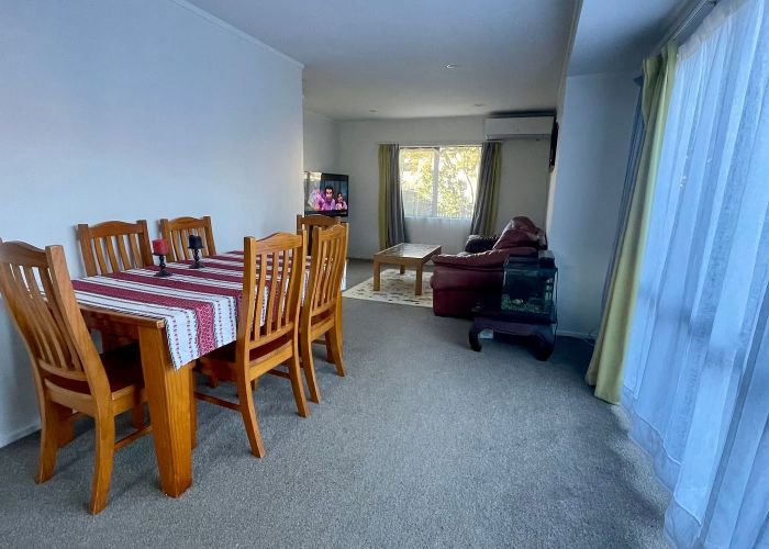  at 1/14 Knott Road, Stanmore Bay, Rodney, Auckland