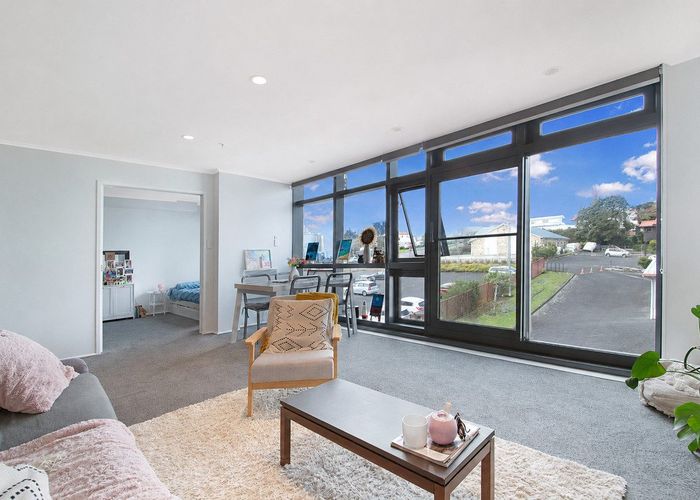  at 14E/30 Westward Ho, Glen Eden, Waitakere City, Auckland