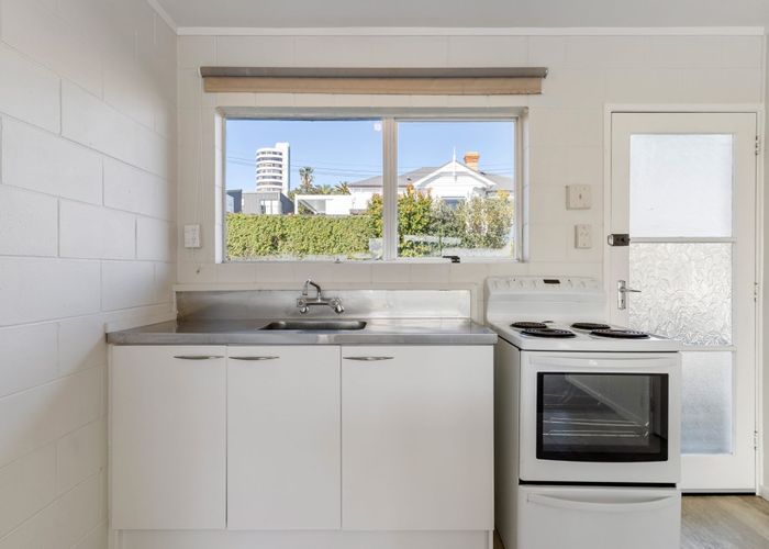  at 2/33 Curran Street, Herne Bay, Auckland City, Auckland