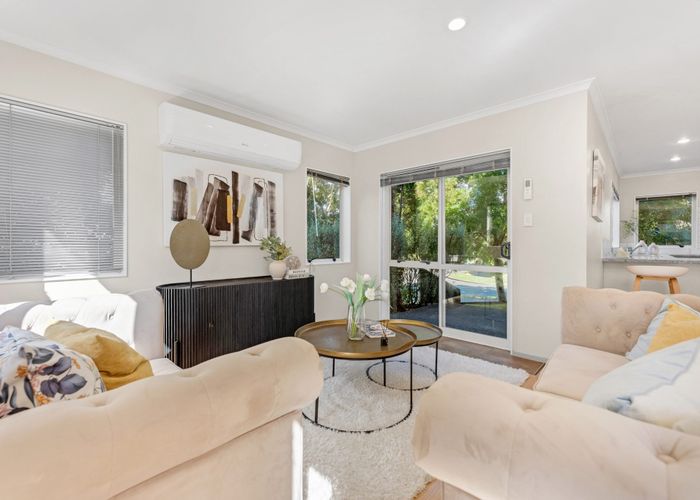  at 1 Gibbston Crescent, Flat Bush, Auckland