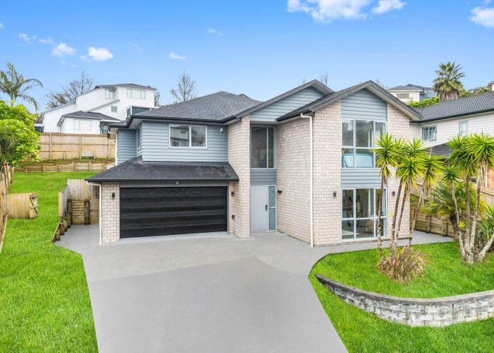  at 39 San Marino Drive, Henderson, Waitakere City, Auckland
