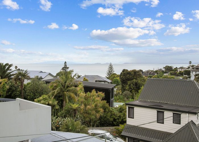  at 4A Korotaha Terrace, Rothesay Bay, Auckland