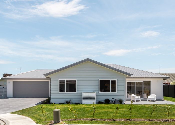  at 21 George Yee Place, Taradale, Napier
