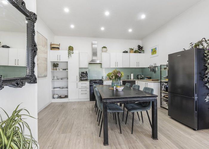  at 9 Baden Road, Hataitai, Wellington