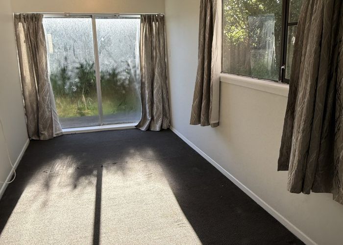 at 10 Norfolk Grove, Cannons Creek, Porirua, Wellington
